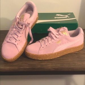 Puma Sneakers